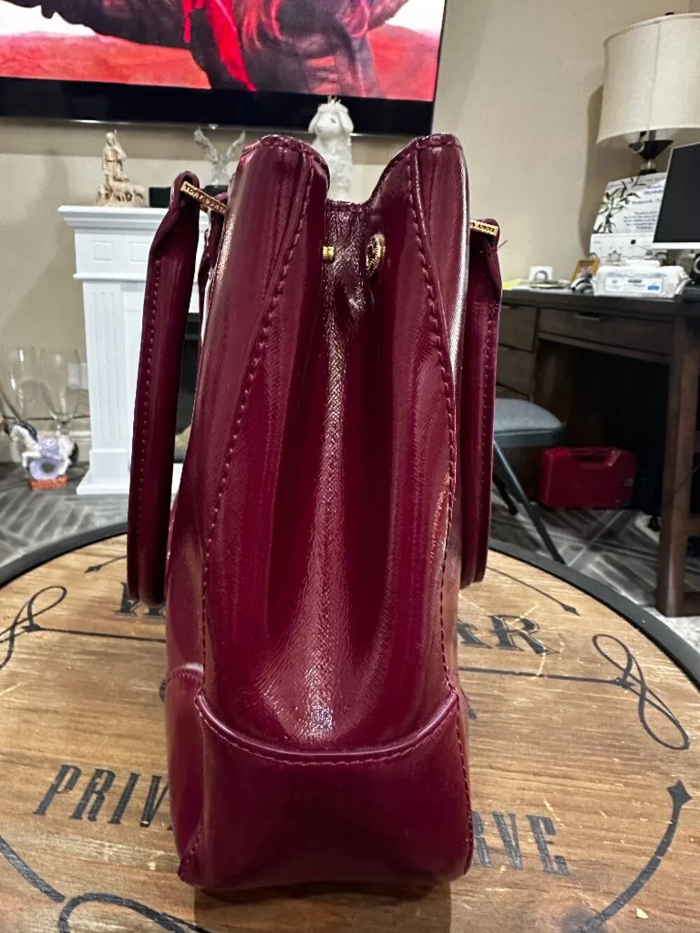 ✨Tory Burch Wine Burgundy Structured Satchel Tote w/ Mirror & Gold Fee - Picture 5 of 12